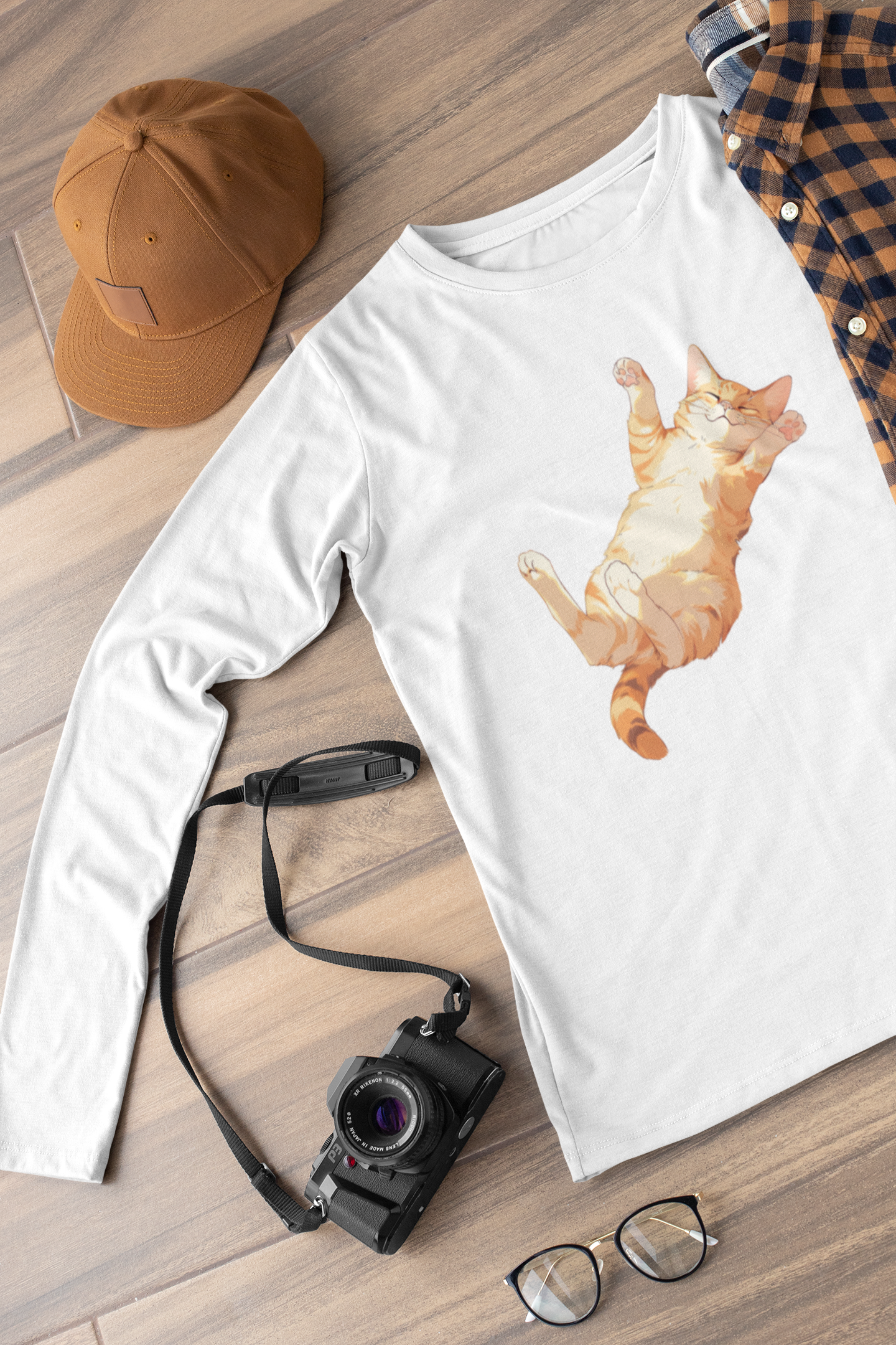 Orange Tabby Dreams: Laid-Back Cat Long Sleeve Tee